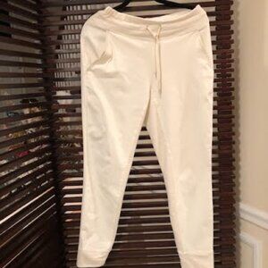 VARLEY VALLEY WHITE OATMEAL STONE JOGGERS PANTS SIZE SMALL